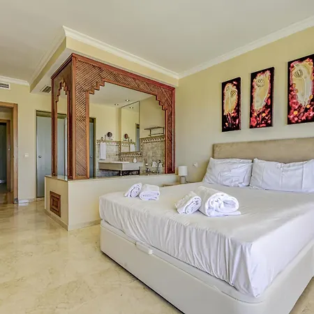아파트 2 Beds With Sea View, Pool, Close To