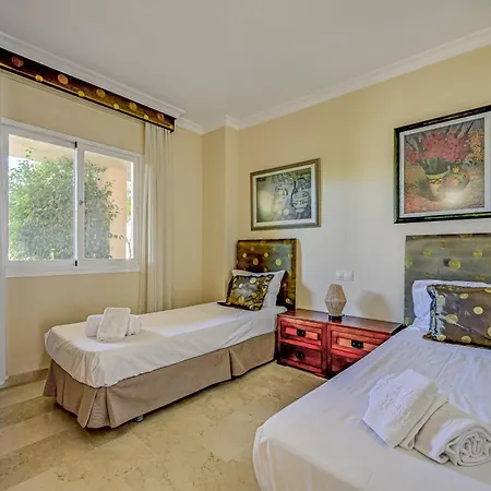 아파트 2 Beds With Sea View, Pool, Close To 푸엔히롤라