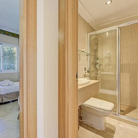 2 Beds With Sea View, Pool, Close To 푸엔히롤라