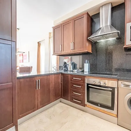 2 Beds With Sea View, Pool, Close To 아파트
